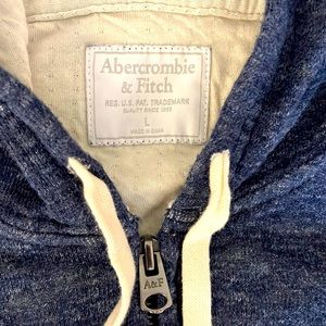 EUC Abercrombie and Fitch heather blue full-zip men’s hoodie, size L